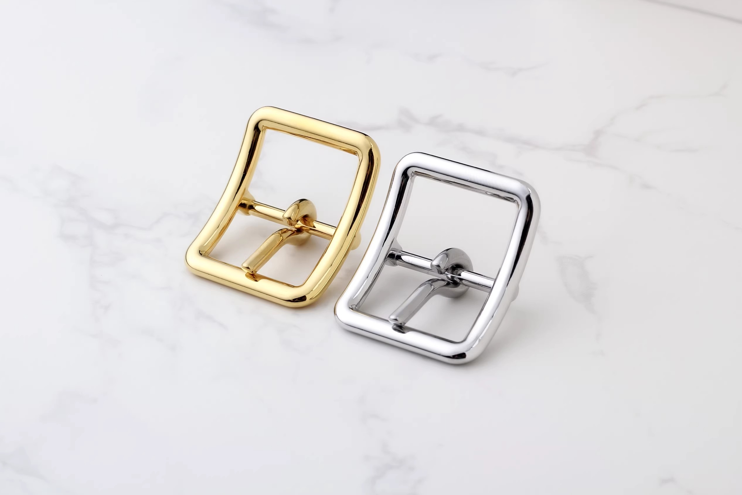 Pin buckle for bag shoulder strap 2