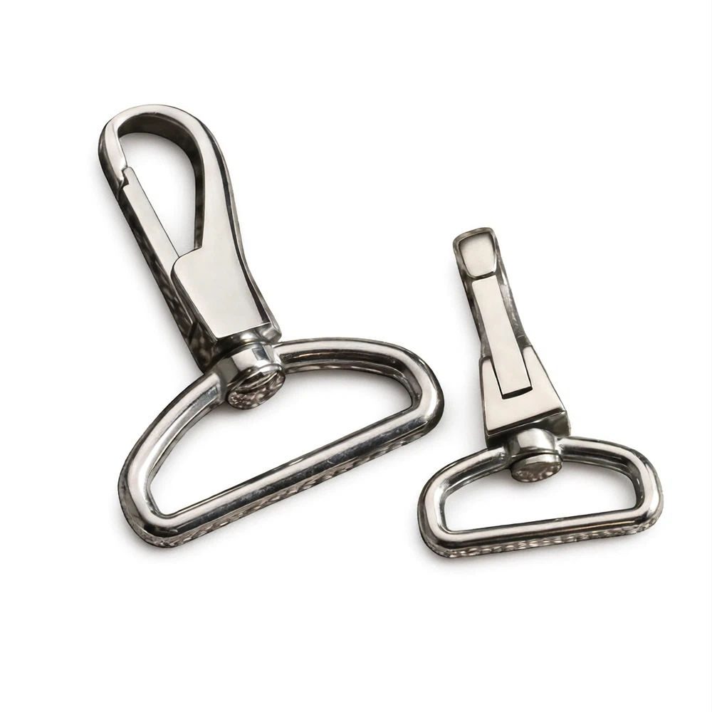 Swivel hook for bag 1