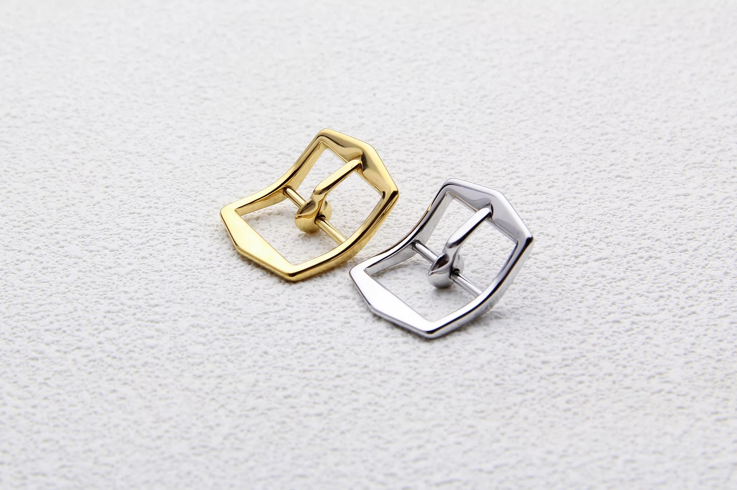 stainless steel pin buckle.supplier